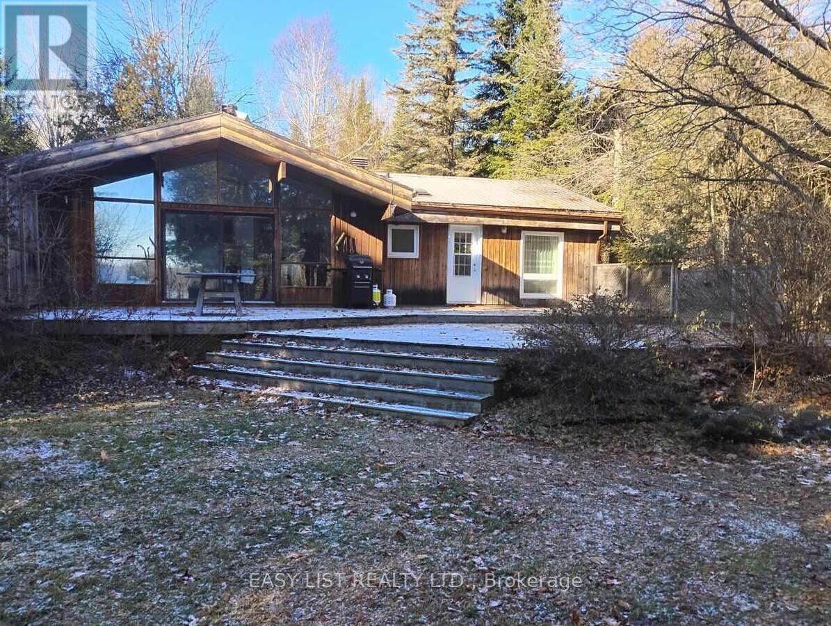 571 Rideau River Road, Montague, Ontario  K0G 1N0 - Photo 2 - X12595248