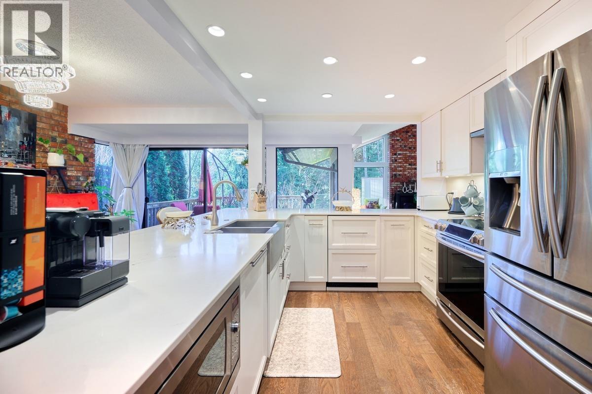 2873 Capilano Road, North Vancouver, British Columbia  V7R 4H4 - Photo 12 - R3071535