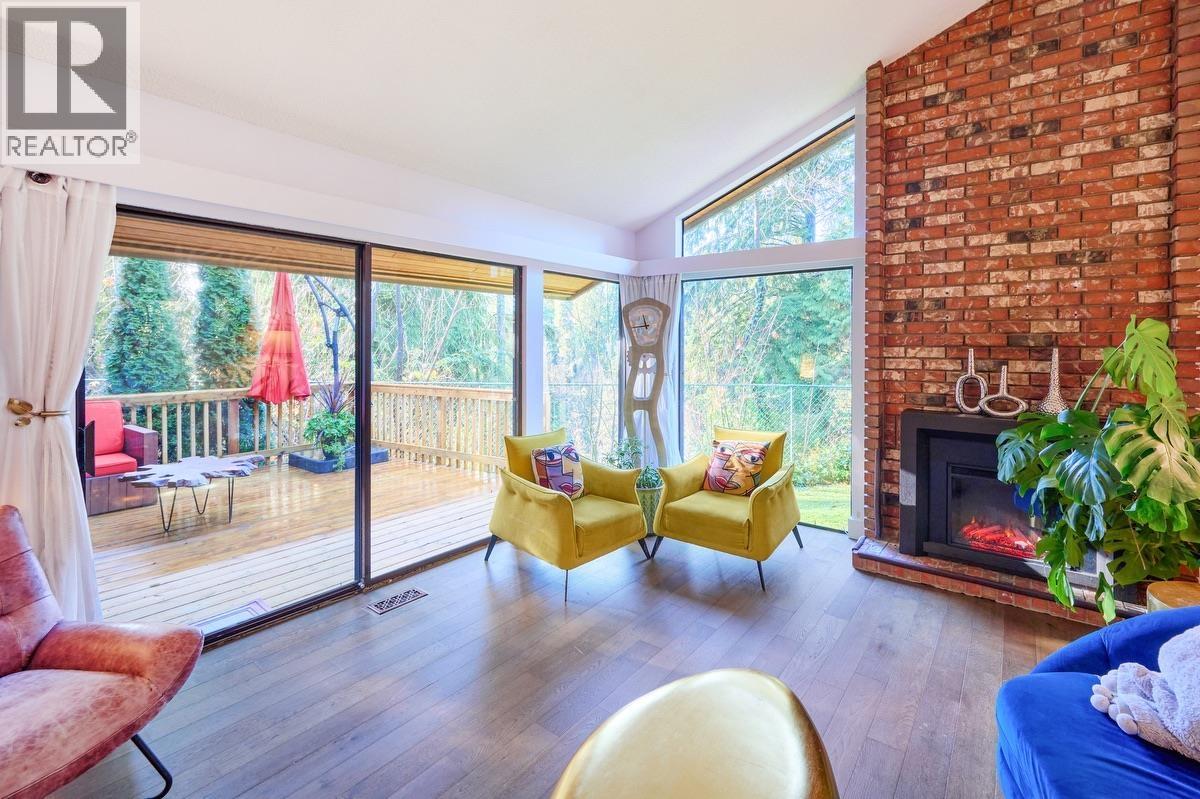 2873 Capilano Road, North Vancouver, British Columbia  V7R 4H4 - Photo 5 - R3071535