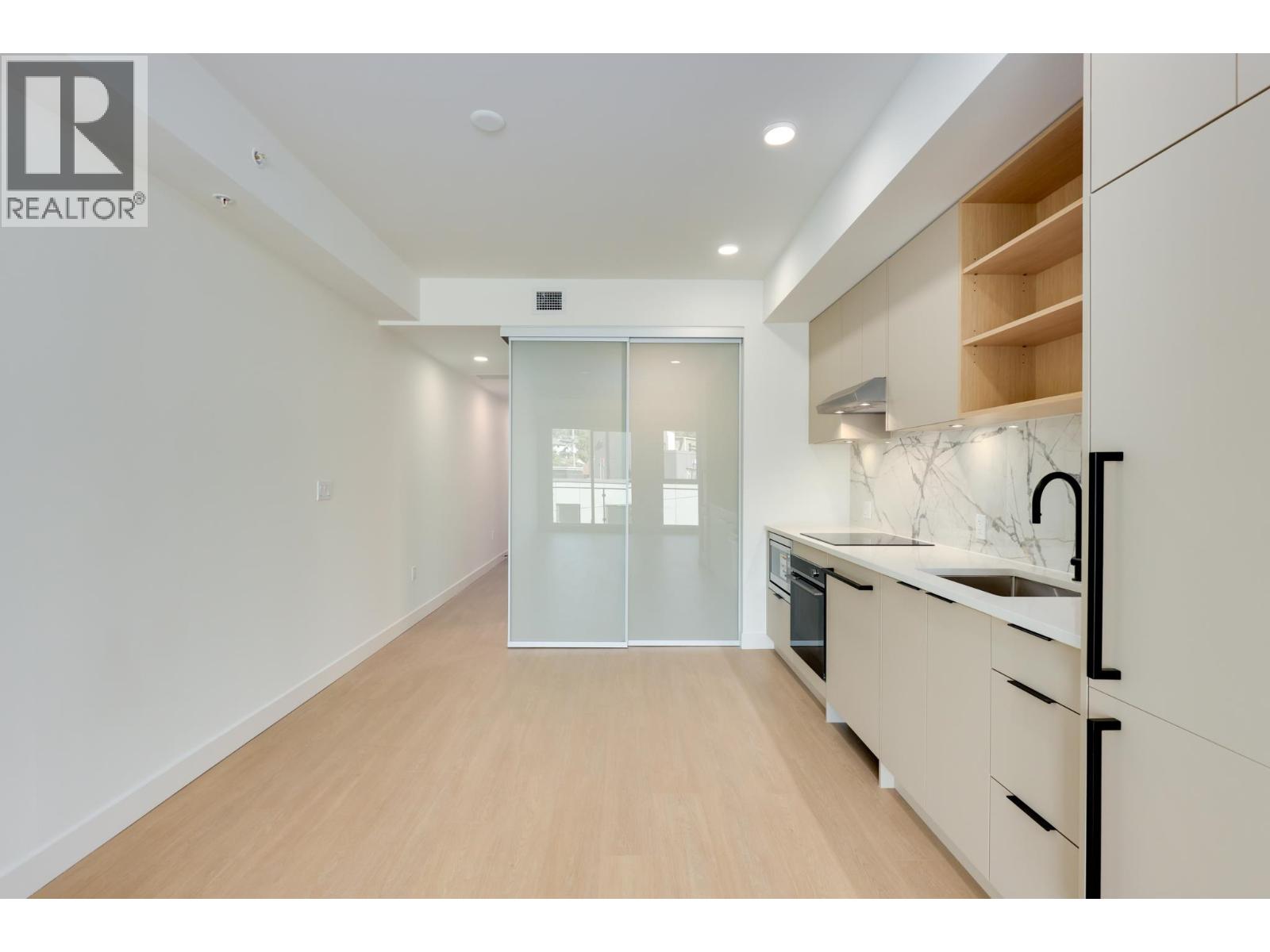 564 422 E 3rd Street, North Vancouver, British Columbia  V7L 0K1 - Photo 6 - R3071548