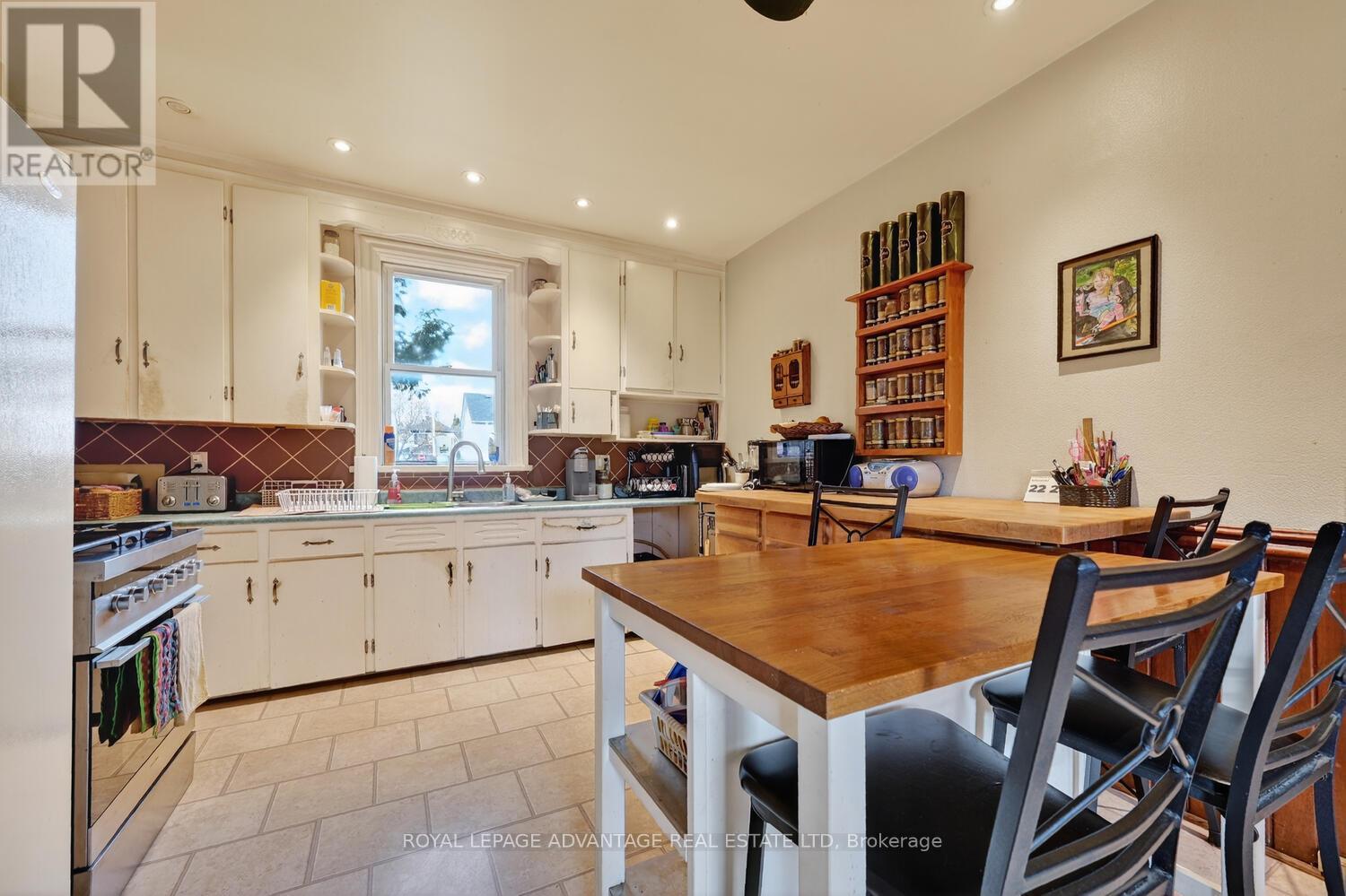 16 Mary Street N, Smiths Falls, Ontario  K7A 3R8 - Photo 12 - X12595216