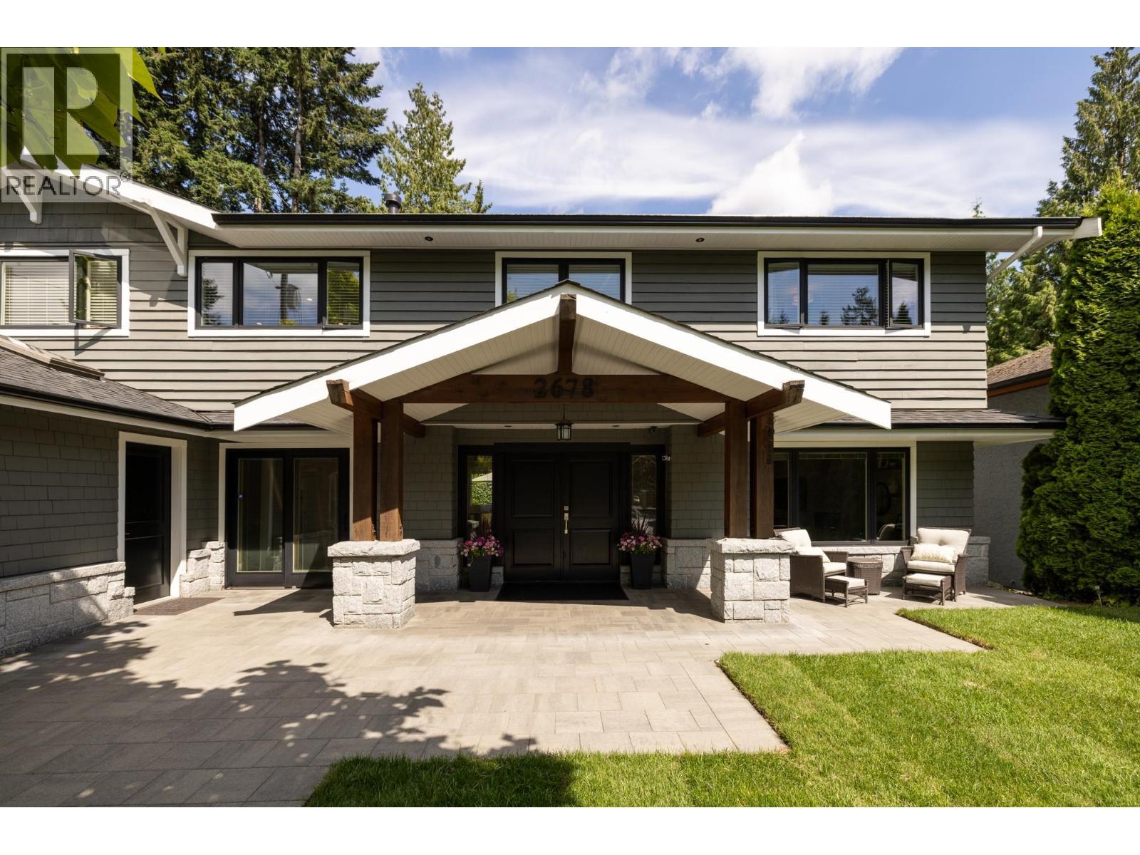 2678 Ailsa Crescent, North Vancouver, British Columbia  V7K 2B2 - Photo 3 - R3071537