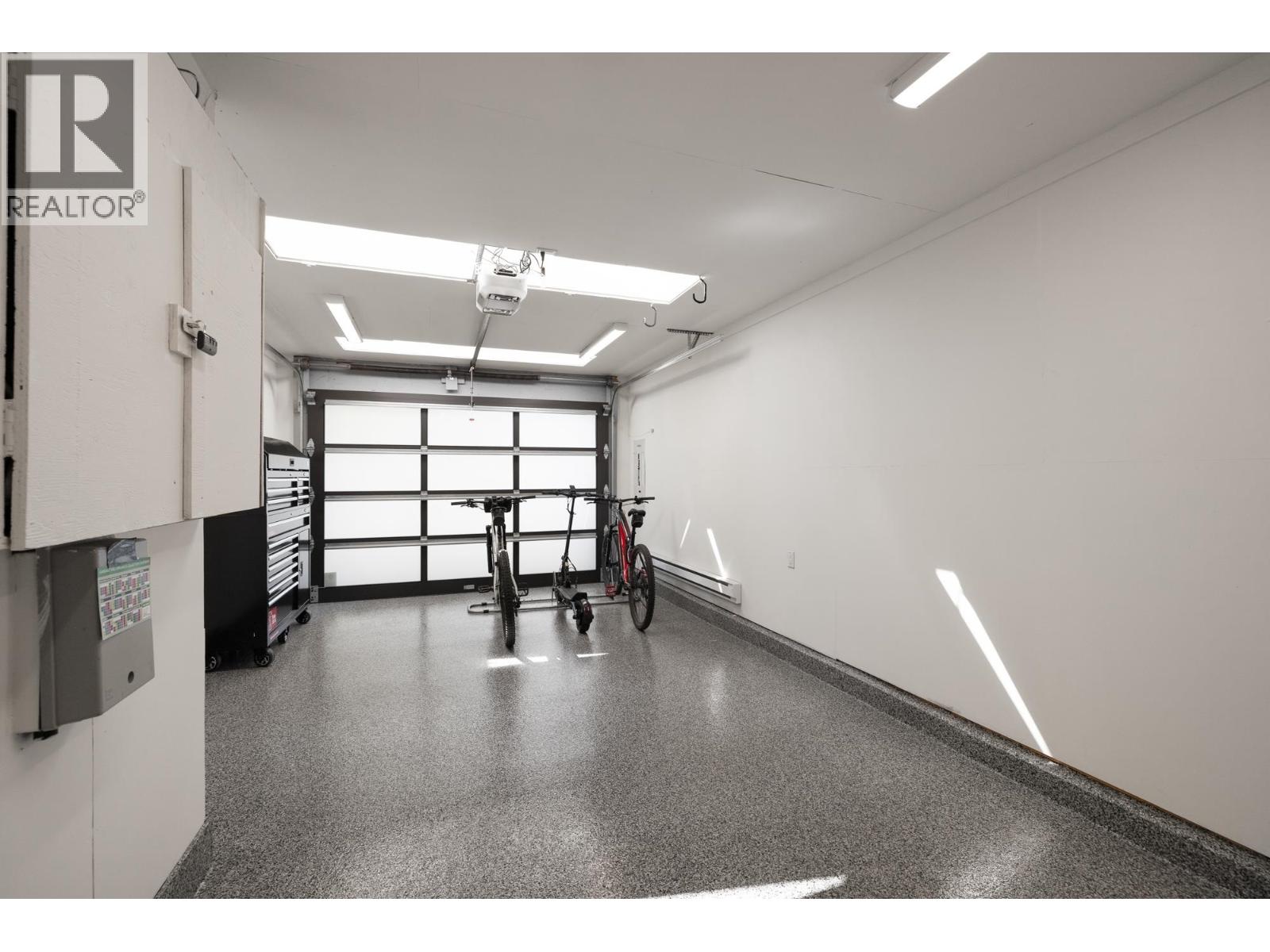 2678 Ailsa Crescent, North Vancouver, British Columbia  V7K 2B2 - Photo 38 - R3071537