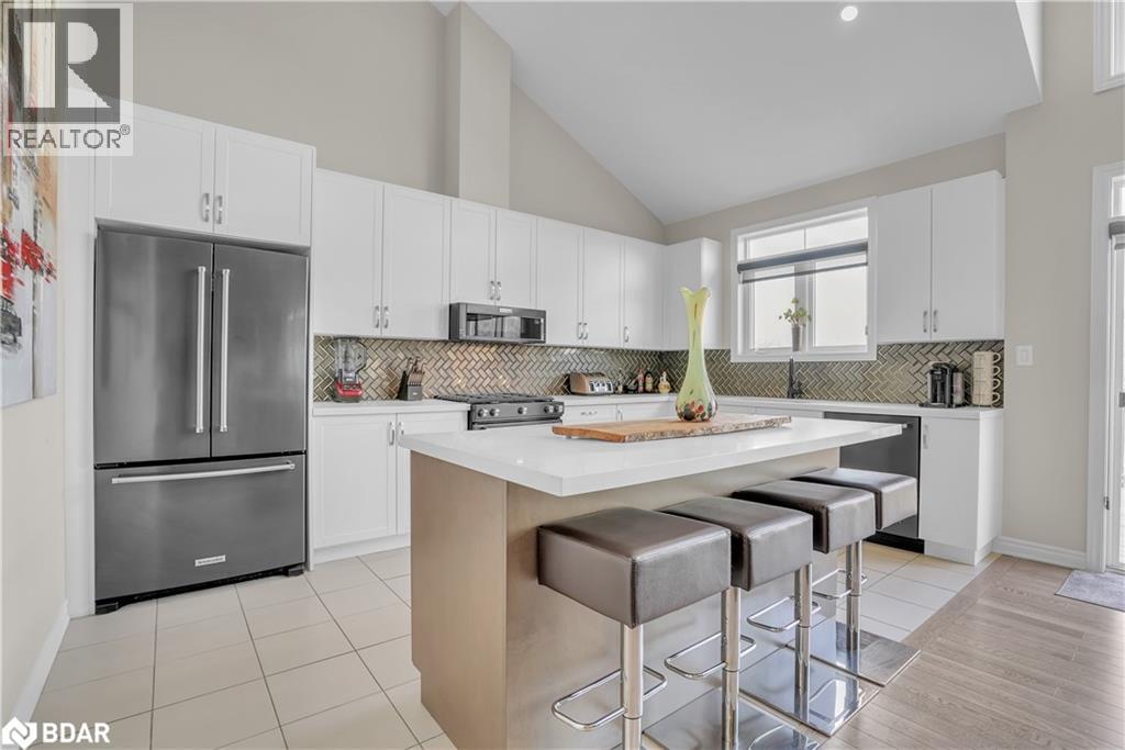 8 Spooner Crescent, Collingwood, Ontario L9Y 1T3 - Photo 2 - 40780791