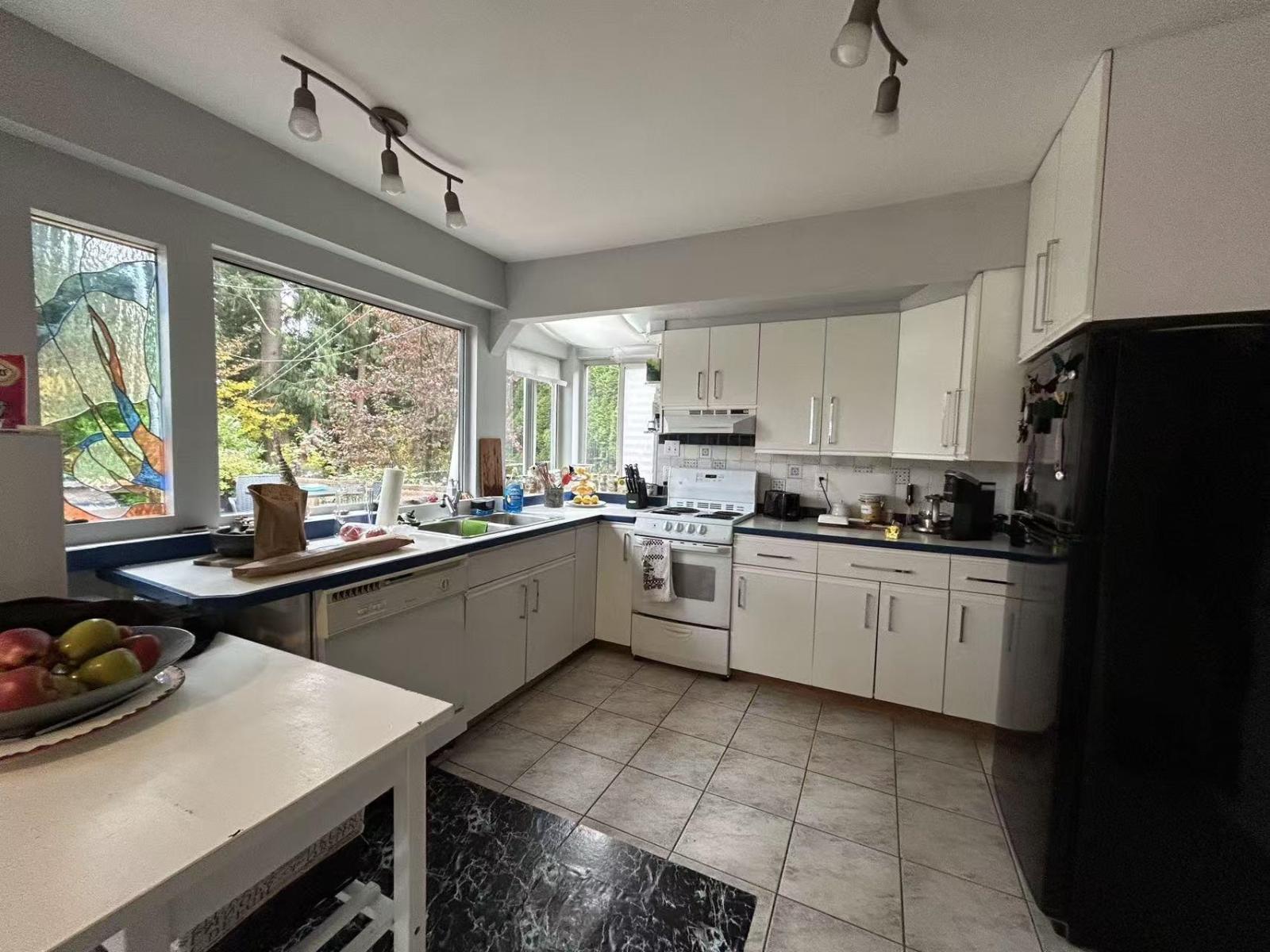 1381 Everall Street, White Rock, British Columbia  V4B 3S7 - Photo 4 - R3050370