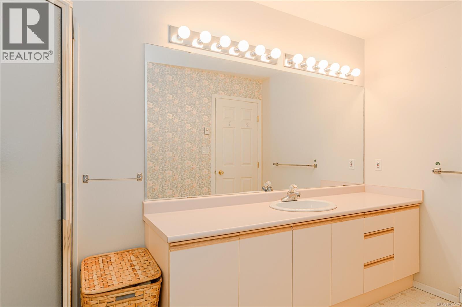 35 258 Lower Ganges Rd, Salt Spring, British Columbia V8K 1S7 - Photo 11 - 1020288