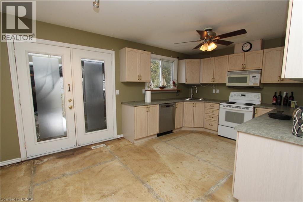 4 Dowden Avenue, Brantford, Ontario  N3T 6N5 - Photo 13 - 40791776