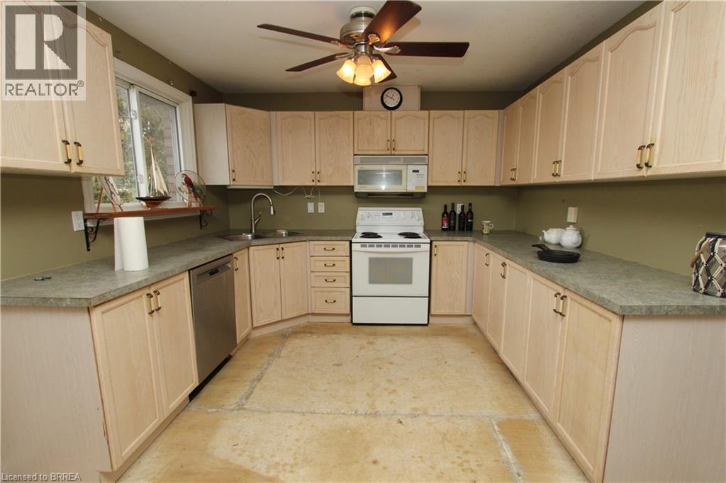 4 Dowden Avenue, Brantford, Ontario  N3T 6N5 - Photo 15 - 40791776