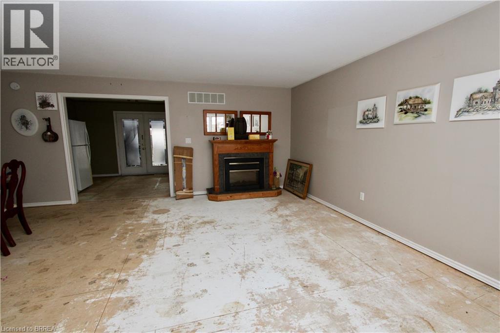 4 Dowden Avenue, Brantford, Ontario  N3T 6N5 - Photo 8 - 40791776