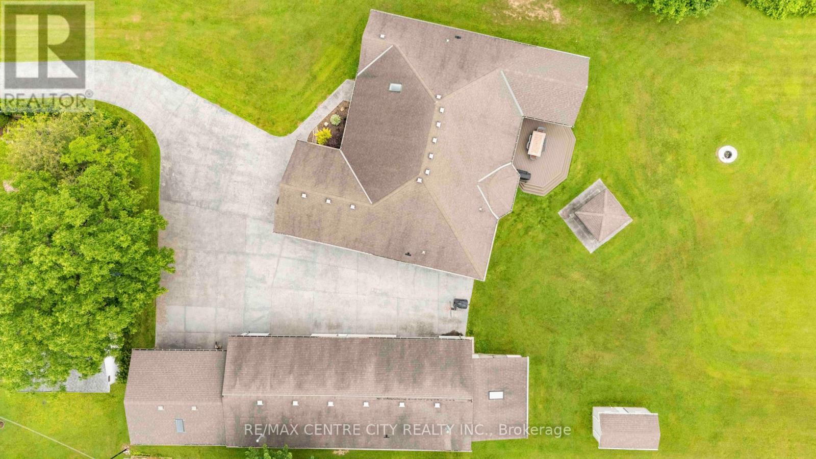 Photo 44 of 47 for 1839 Parkhurst Avenue