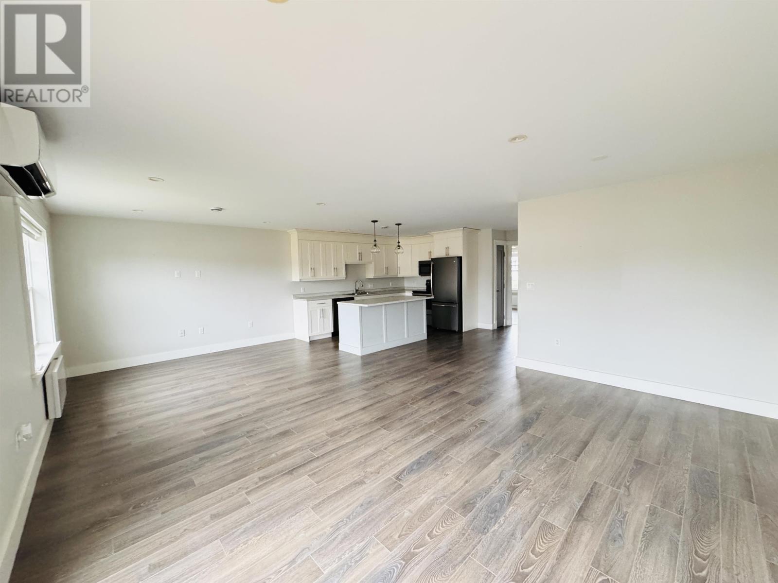 241 Darrach Avenue, Summerside, Prince Edward Island  C1N 0L1 - Photo 10 - 202528942