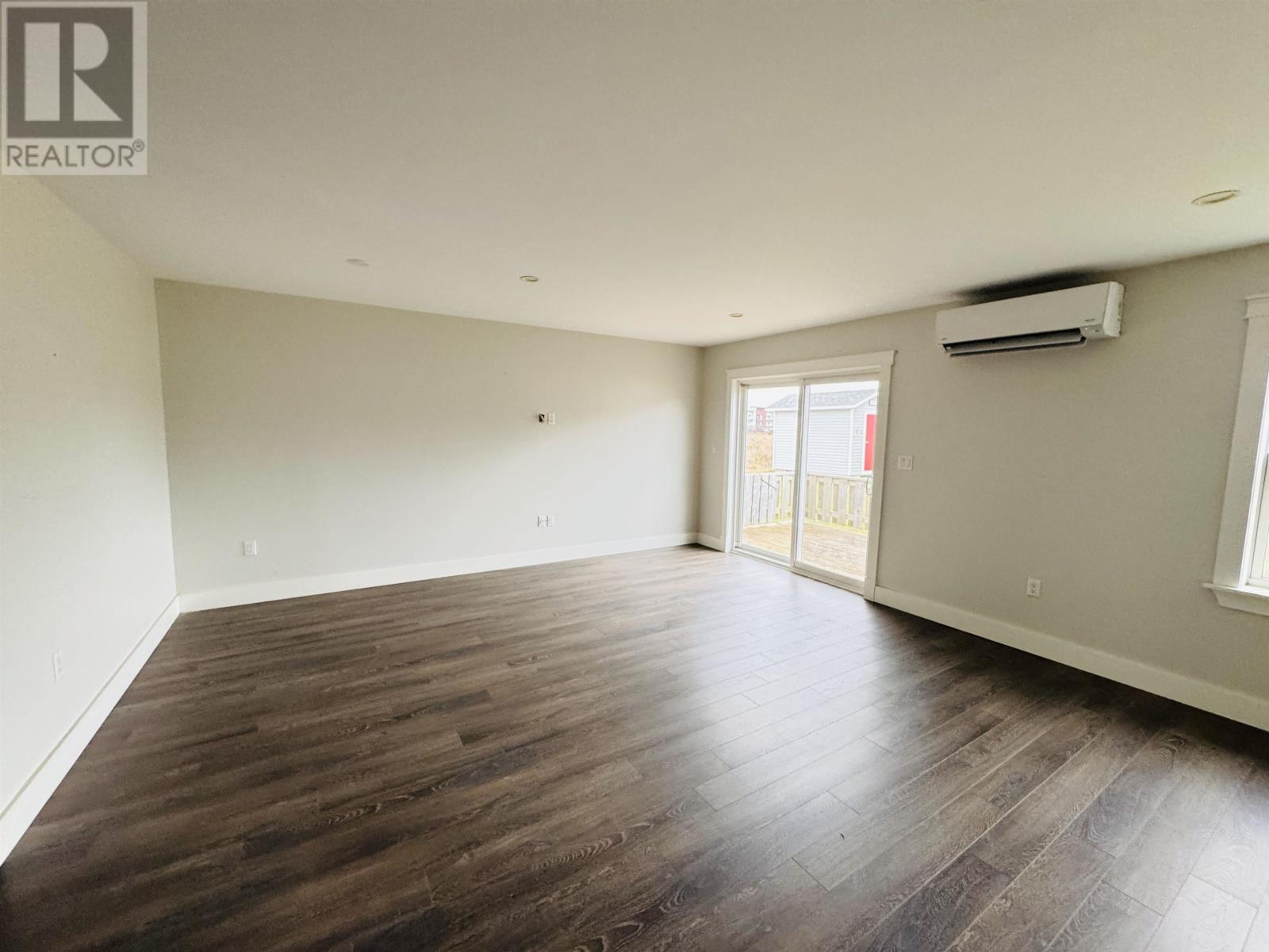 241 Darrach Avenue, Summerside, Prince Edward Island  C1N 0L1 - Photo 9 - 202528942