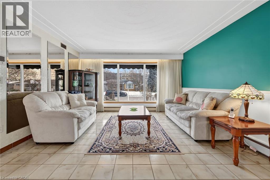 16 Southill Drive, Hamilton, Ontario L9A 3K5 - Photo 13 - 40791435