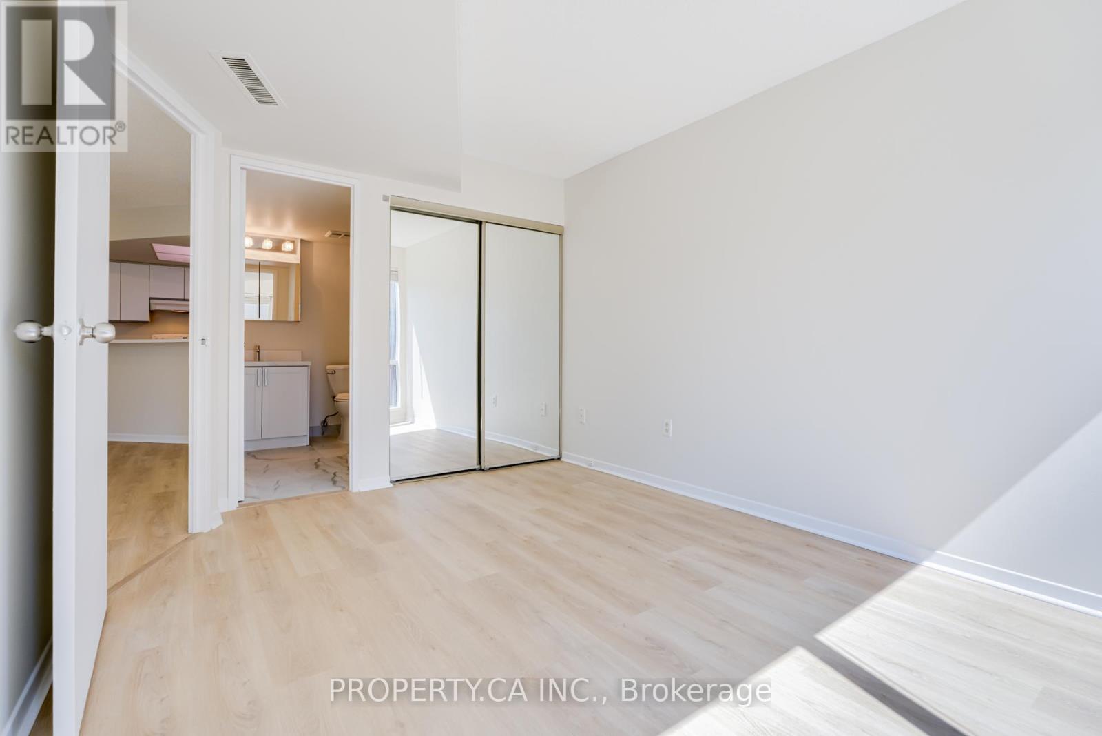 1505 - 1001 Bay Street, Toronto, Ontario  M5S 3A6 - Photo 18 - C12595220