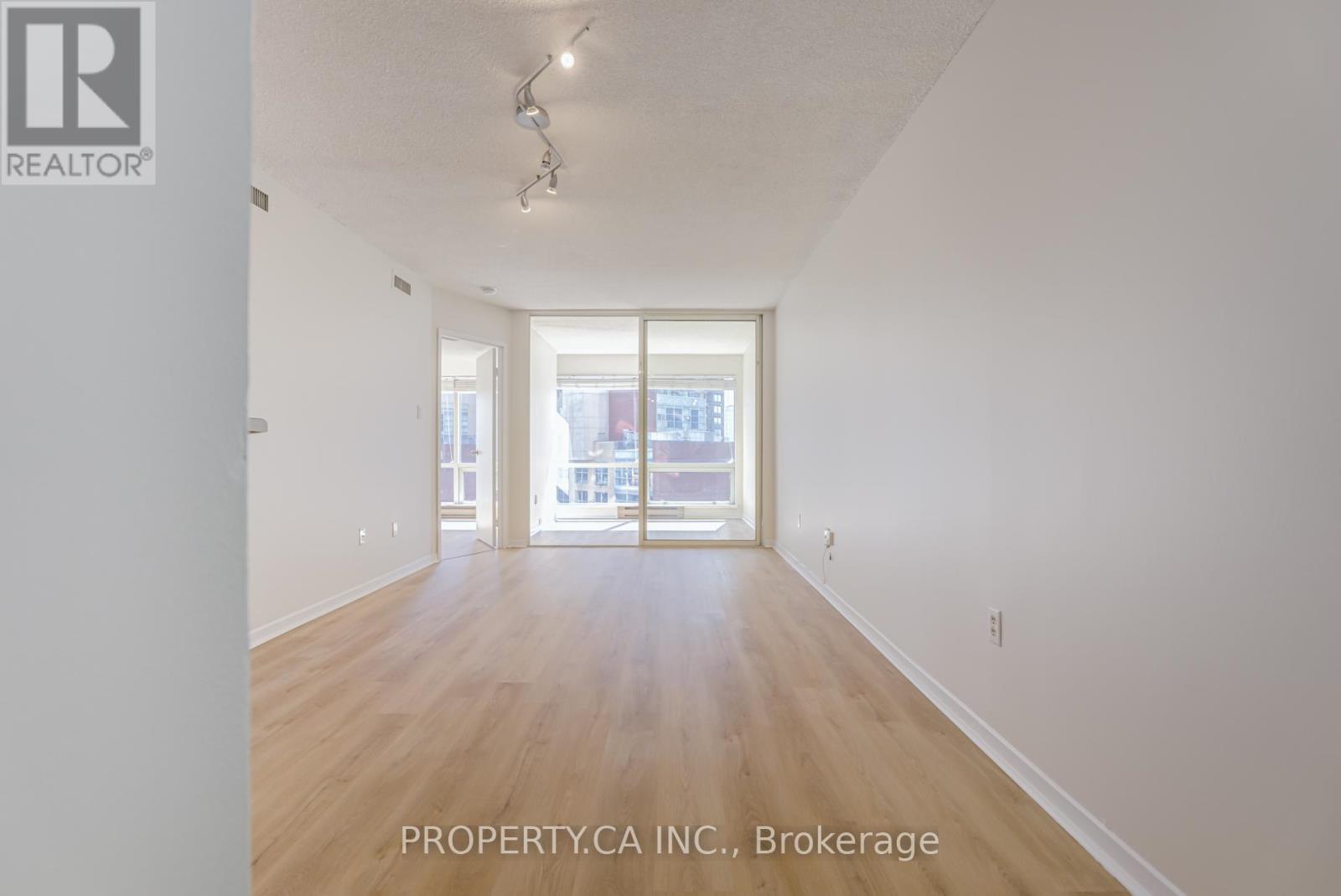 1505 - 1001 Bay Street, Toronto, Ontario  M5S 3A6 - Photo 6 - C12595220