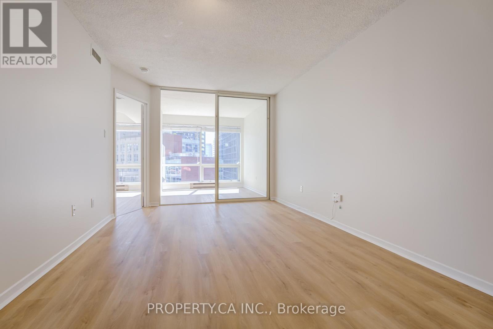 1505 - 1001 Bay Street, Toronto, Ontario  M5S 3A6 - Photo 8 - C12595220