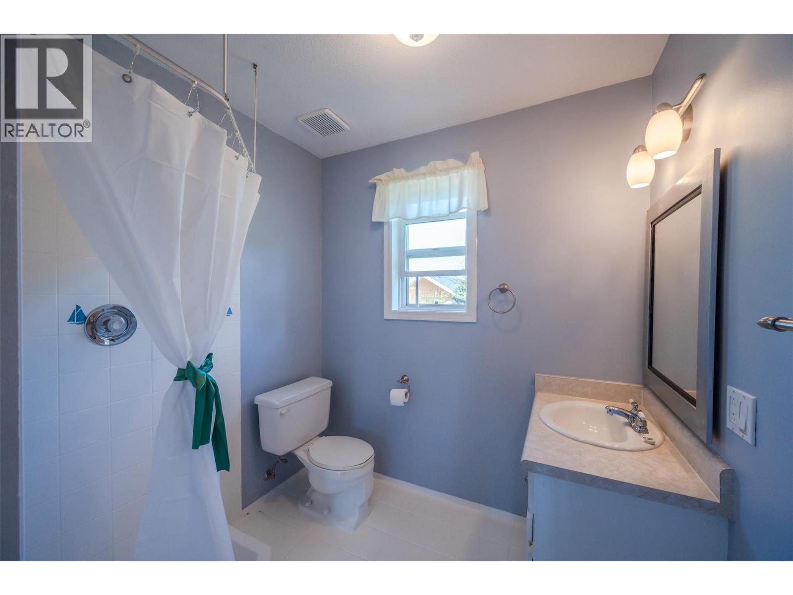 4836/4840 Barten Place, Okanagan Falls, British Columbia  V0H 1R2 - Photo 43 - 10370383