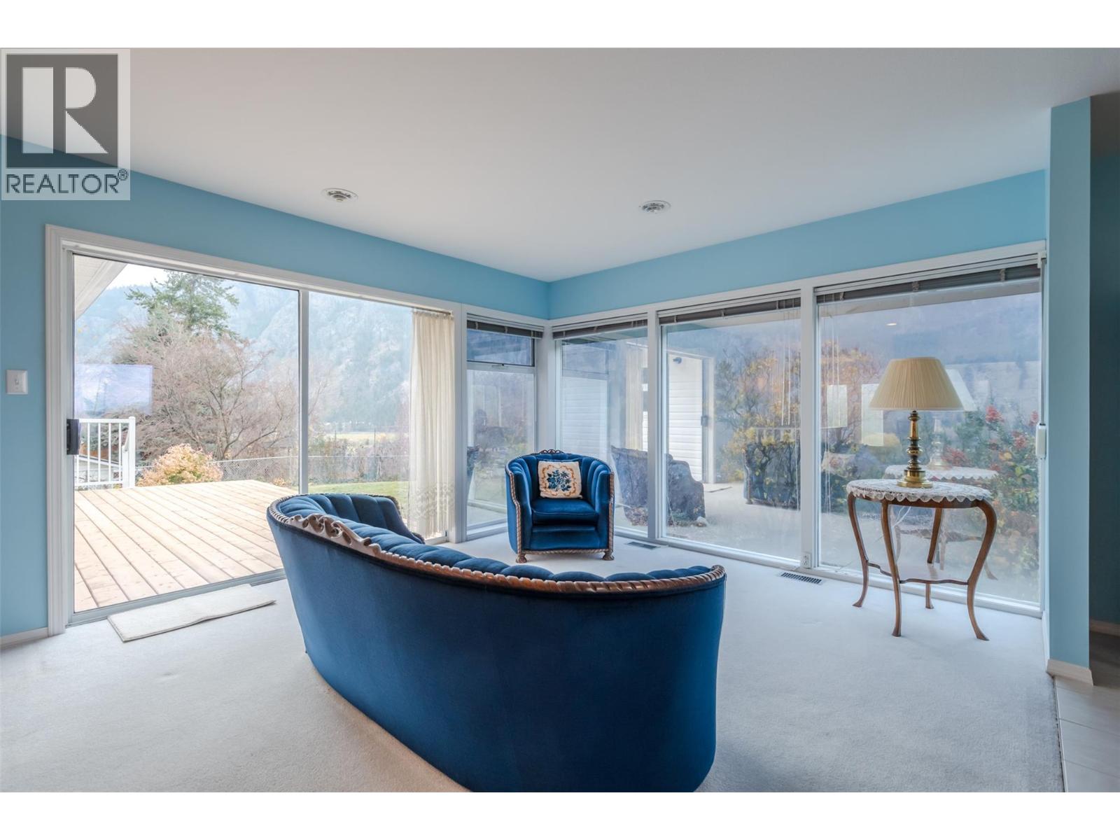 4836/4840 Barten Place, Okanagan Falls, British Columbia  V0H 1R2 - Photo 6 - 10370383