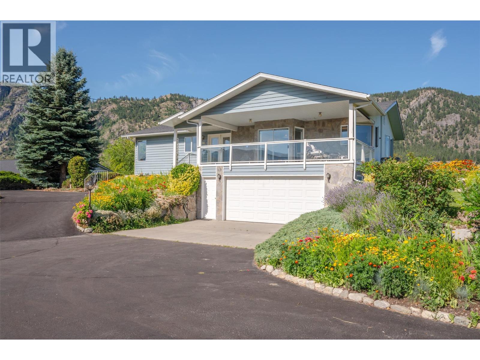 4836/4840 Barten Place, Okanagan Falls, British Columbia  V0H 1R2 - Photo 8 - 10370383