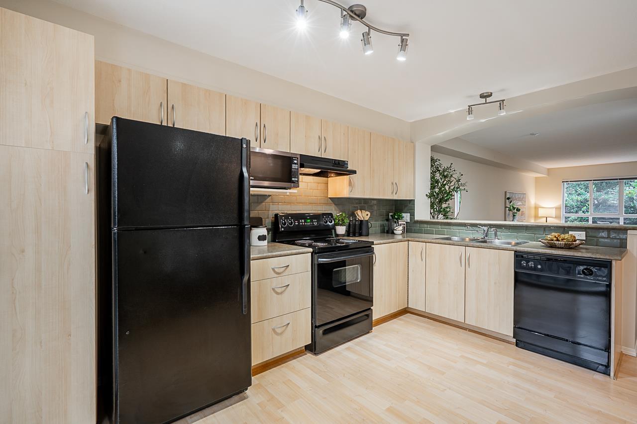 148 6747 203rd Street, Langley, British Columbia  V2Y 3B5 - Photo 13 - R3071009