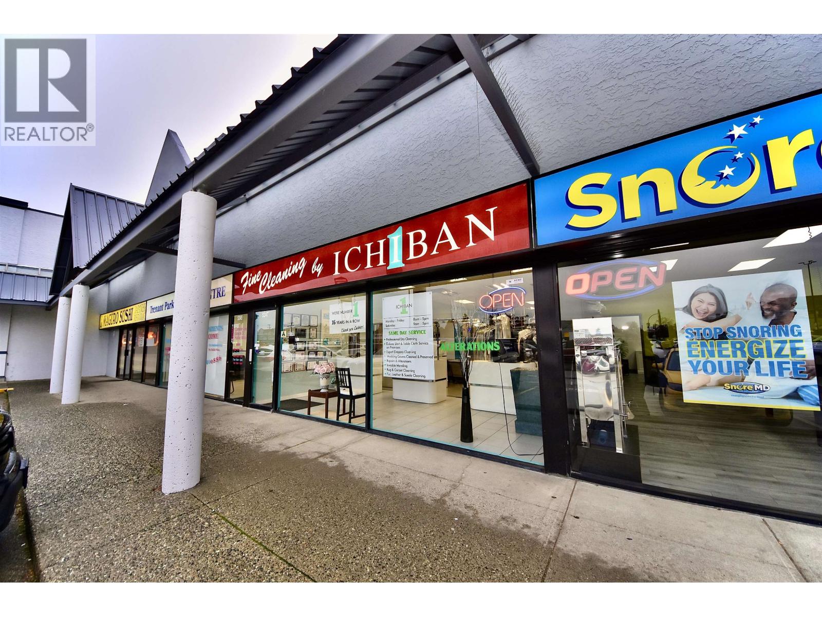 5247 Ladner Trunk Road, Delta, British Columbia  V4K 1W4 - Photo 3 - C8074259