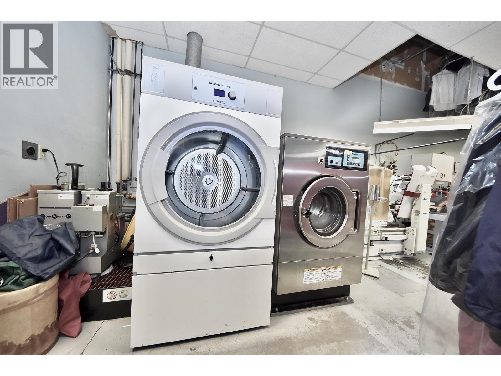 5247 Ladner Trunk Road, Delta, British Columbia  V4K 1W4 - Photo 12 - C8074259