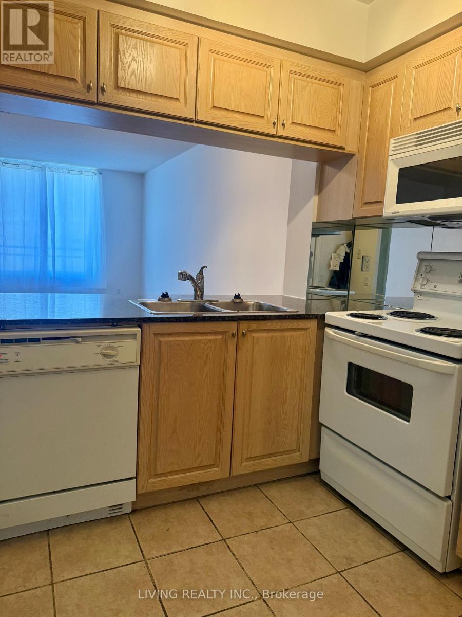 302 - 18 William Carson Crescent, Toronto, Ontario  M2P 2G6 - Photo 9 - C12590838