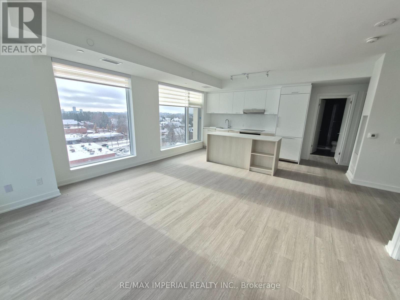 819 - 8188 Yonge Street S, Vaughan (Uplands), Ontario  L4J 0M2 - Photo 14 - N12566256