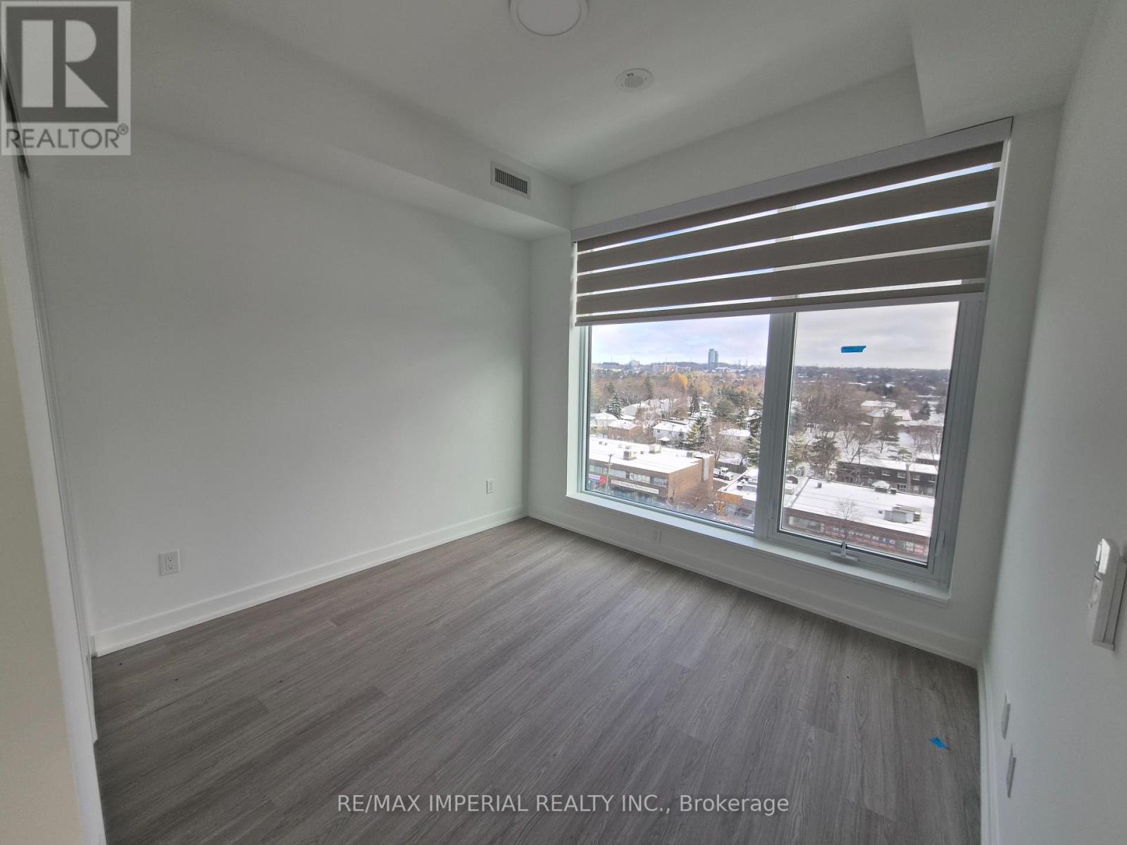 819 - 8188 Yonge Street S, Vaughan (Uplands), Ontario  L4J 0M2 - Photo 3 - N12566256