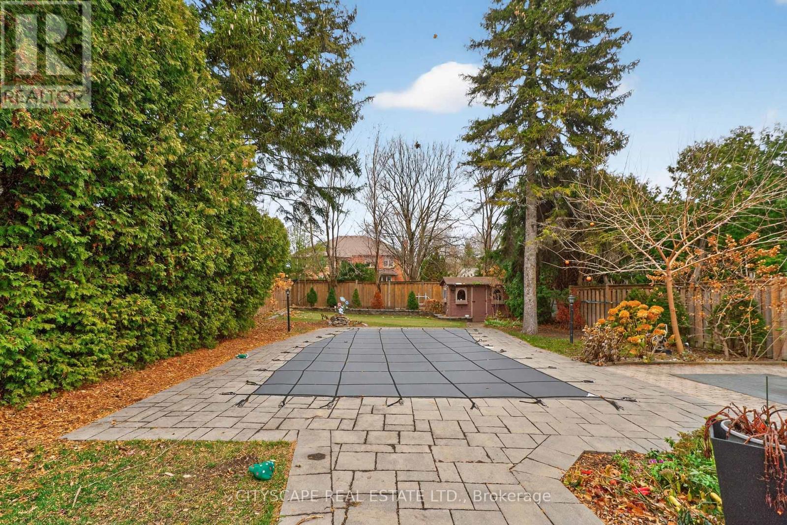 195 Wilton Street, Burlington, Ontario  L7N 1V8 - Photo 6 - W12595022