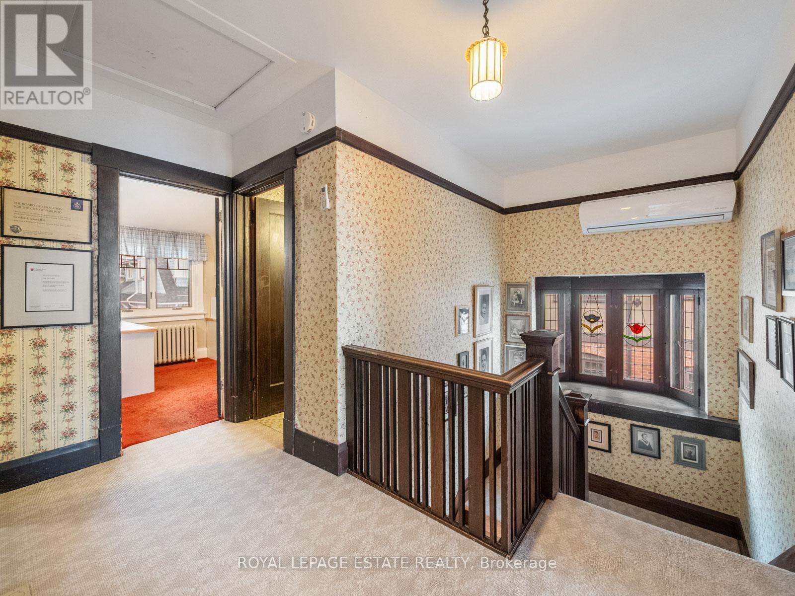 9 Silver Birch Avenue, Toronto, Ontario  M4E 3K8 - Photo 36 - E12595200