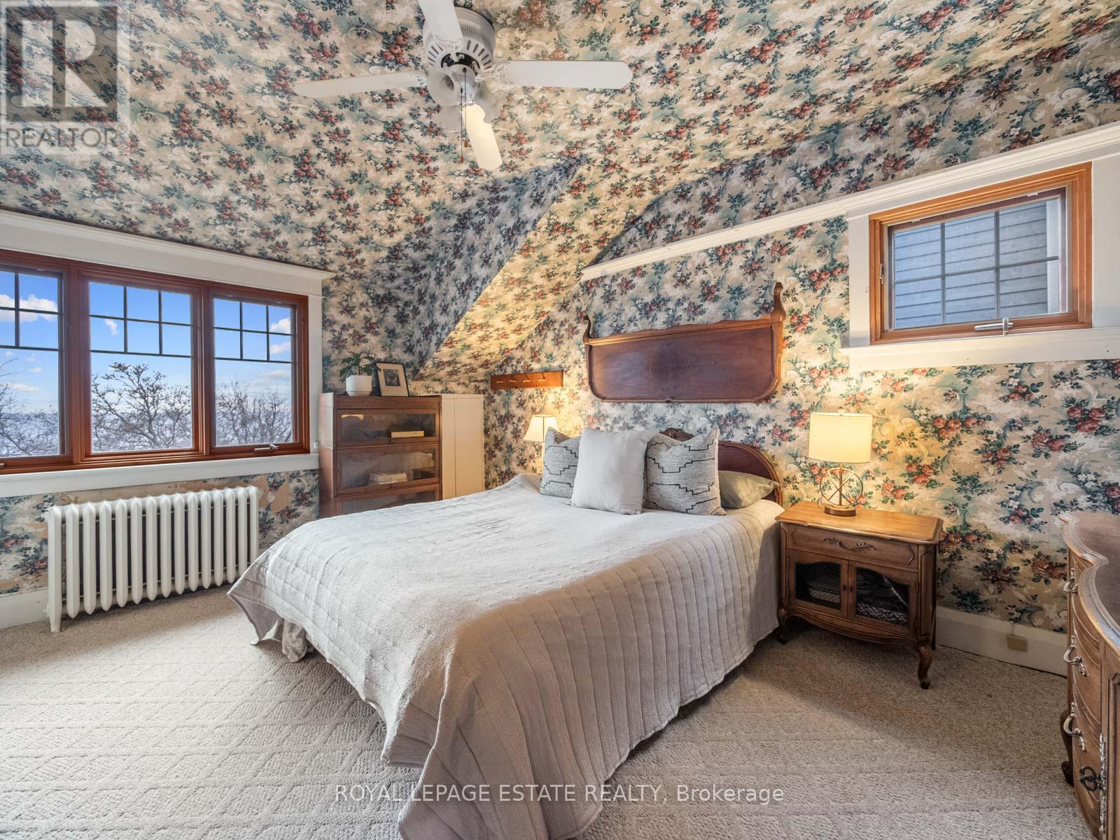 9 Silver Birch Avenue, Toronto, Ontario  M4E 3K8 - Photo 37 - E12595200