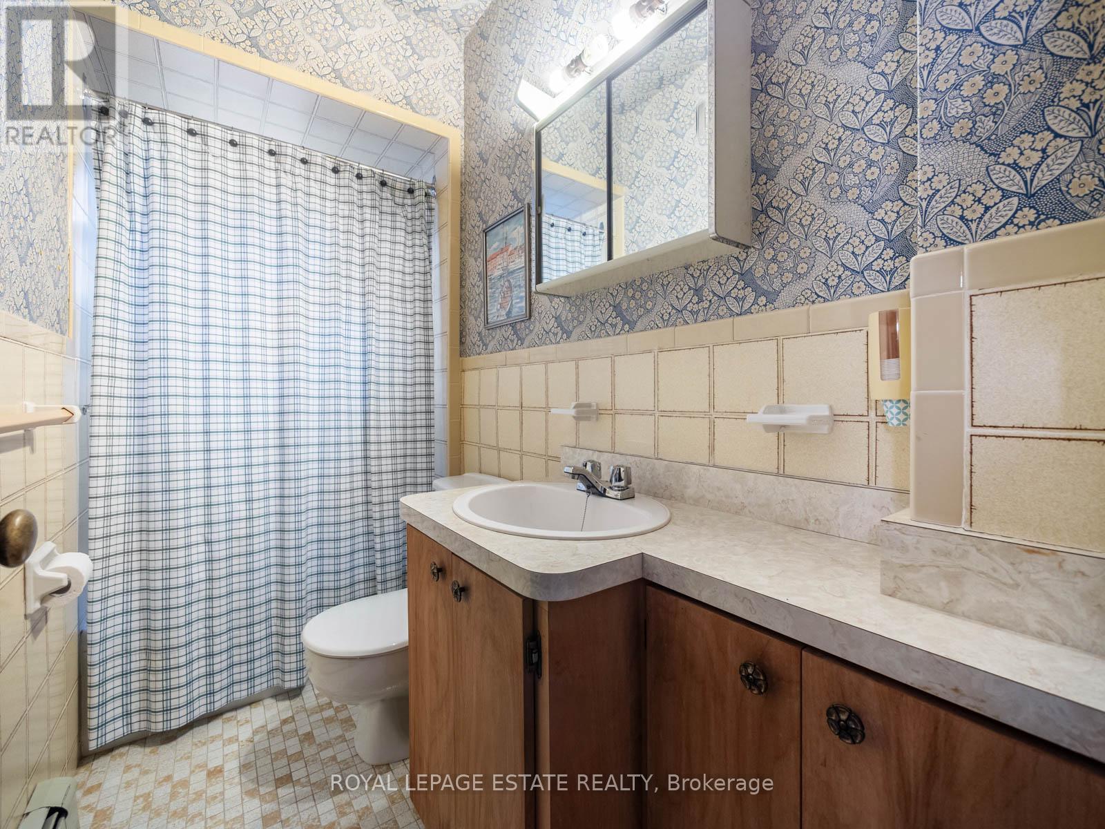 9 Silver Birch Avenue, Toronto, Ontario  M4E 3K8 - Photo 42 - E12595200