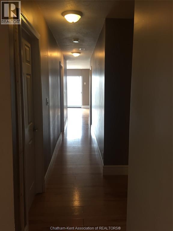 27 Keil Drive, Chatham, Ontario  N7M 3G7 - Photo 5 - 25031028