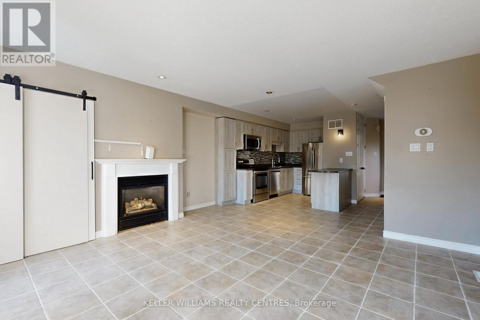 511 Winkworth Court, Newmarket, Ontario  L3Y 8R2 - Photo 6 - N12595228