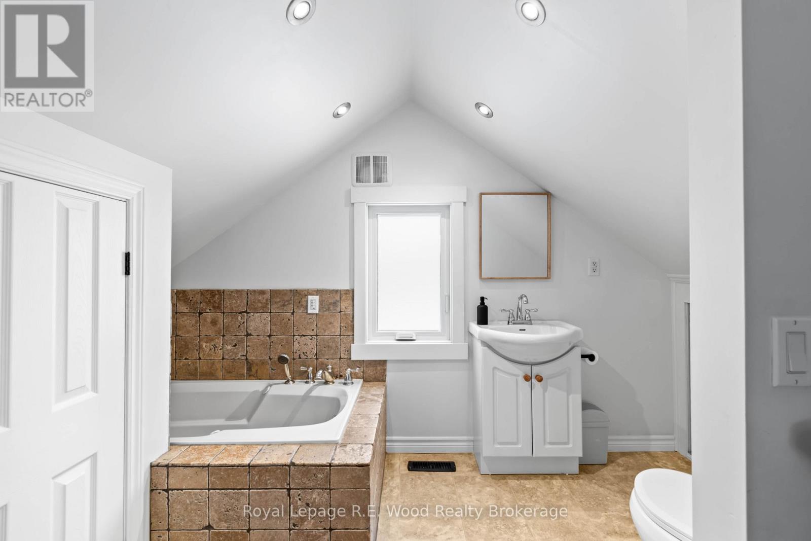 188 John Street S, Norwich, Ontario  N0J 1R0 - Photo 16 - X12595460