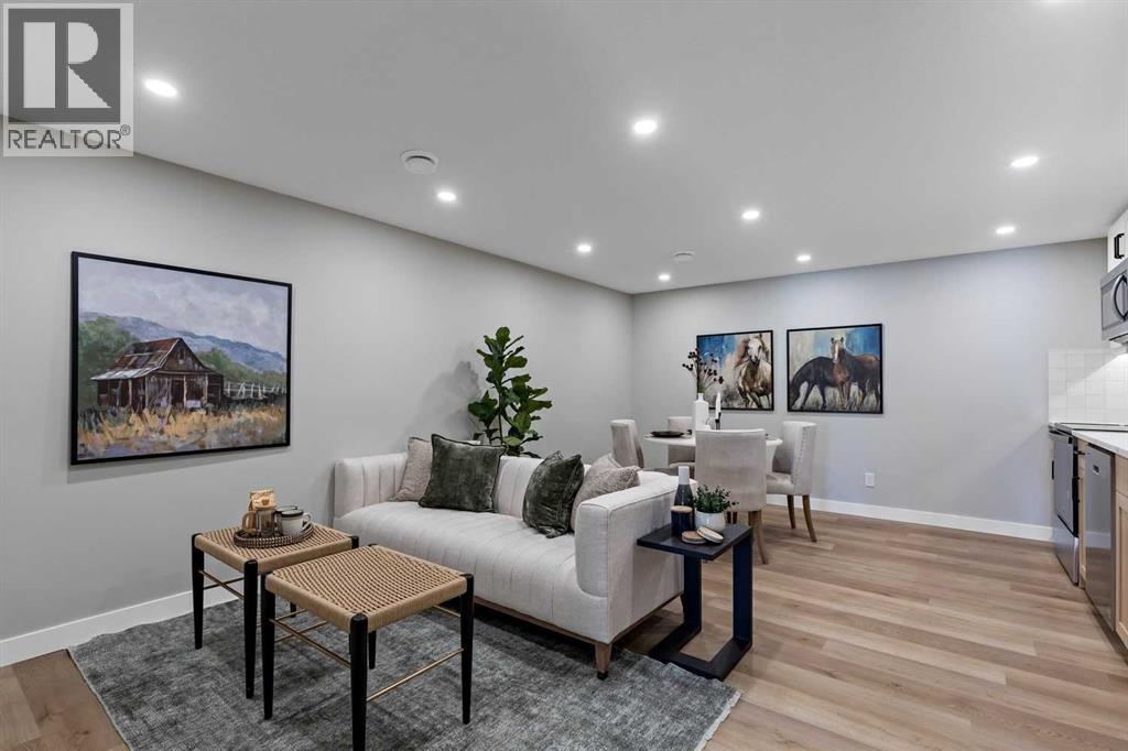 8 Creekview Manor Sw, Calgary, Alberta  T2X 5Y3 - Photo 23 - A2272088