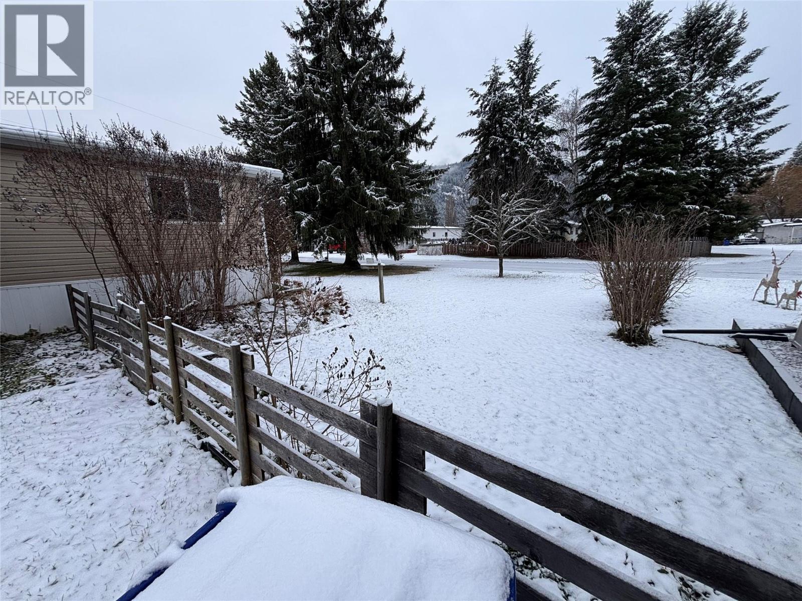 446 Lumby Mabel Lake Road Unit# B6, Lumby, British Columbia  V0E 2G5 - Photo 4 - 10370341