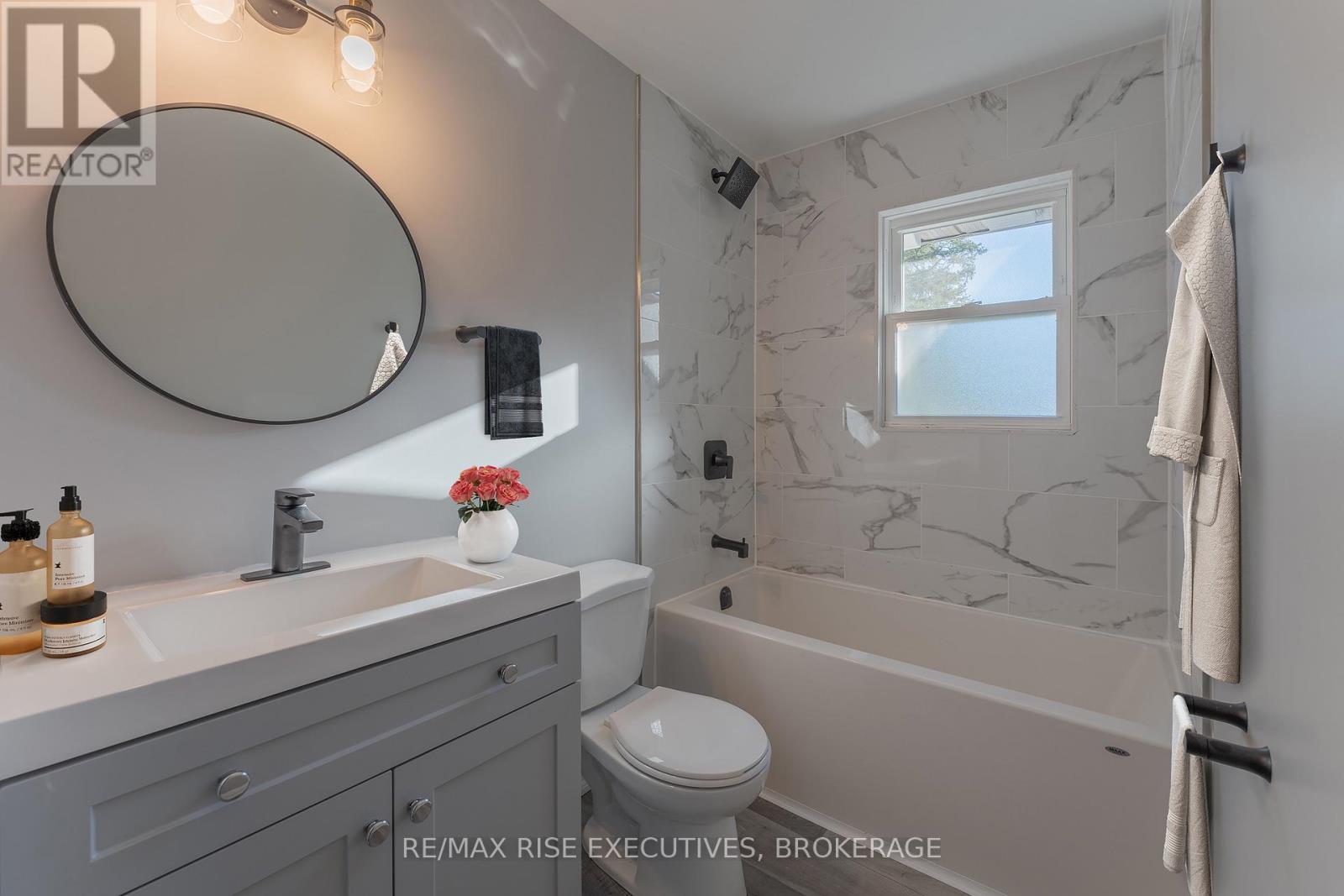 1 - 740 Collins Bay Road, Kingston, Ontario  K7M 5G9 - Photo 11 - X12595310