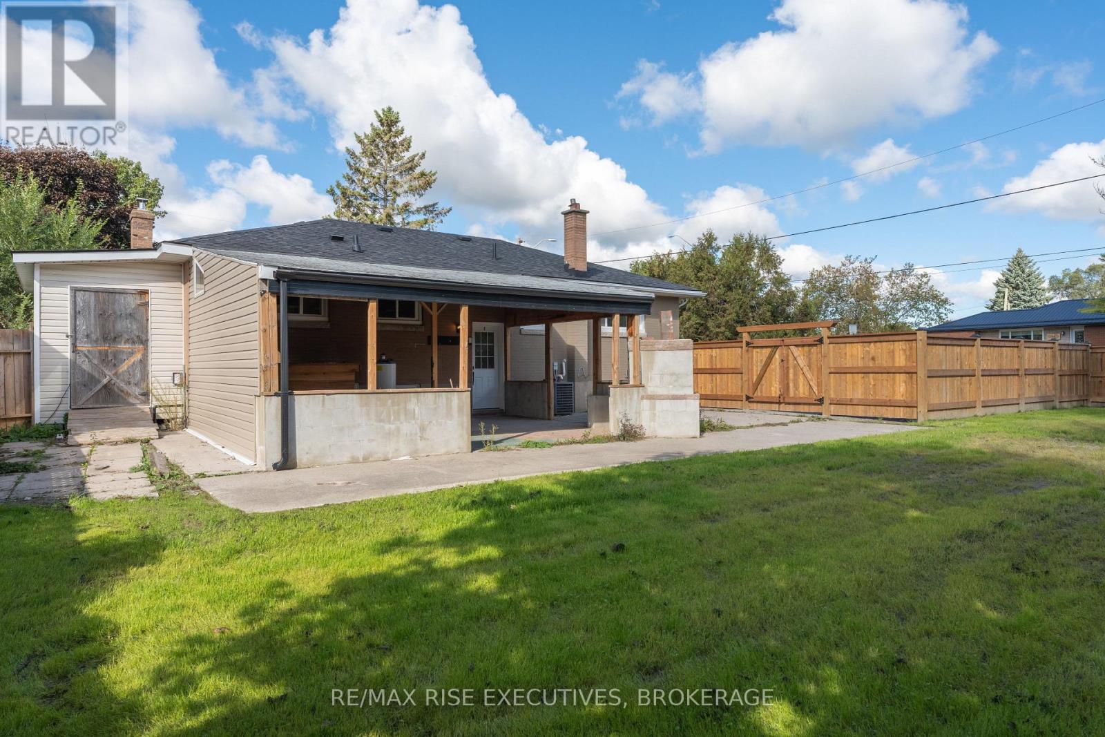 1 - 740 Collins Bay Road, Kingston, Ontario  K7M 5G9 - Photo 13 - X12595310