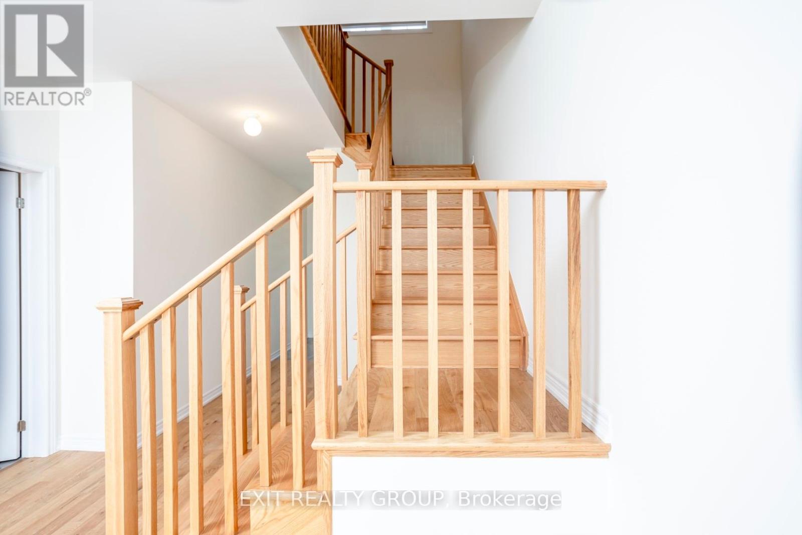 18 East Vista Terrace, Quinte West, Ontario  K0K 1L0 - Photo 19 - X12595334