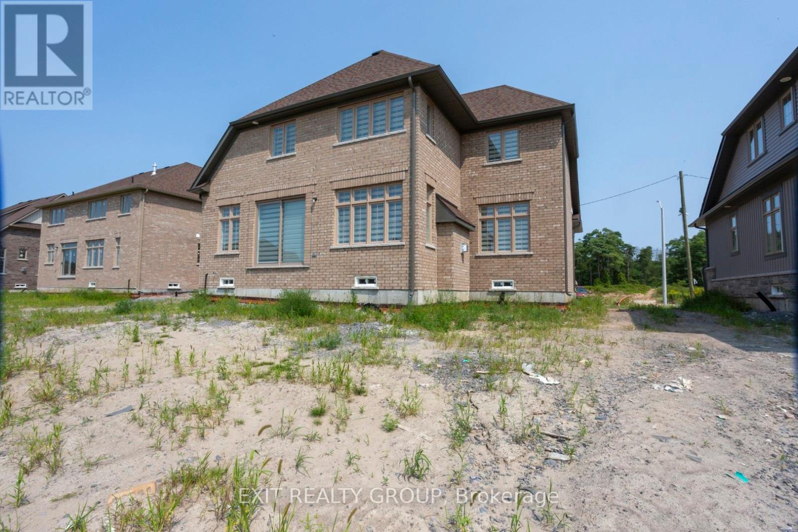 18 East Vista Terrace, Quinte West, Ontario  K0K 1L0 - Photo 4 - X12595334