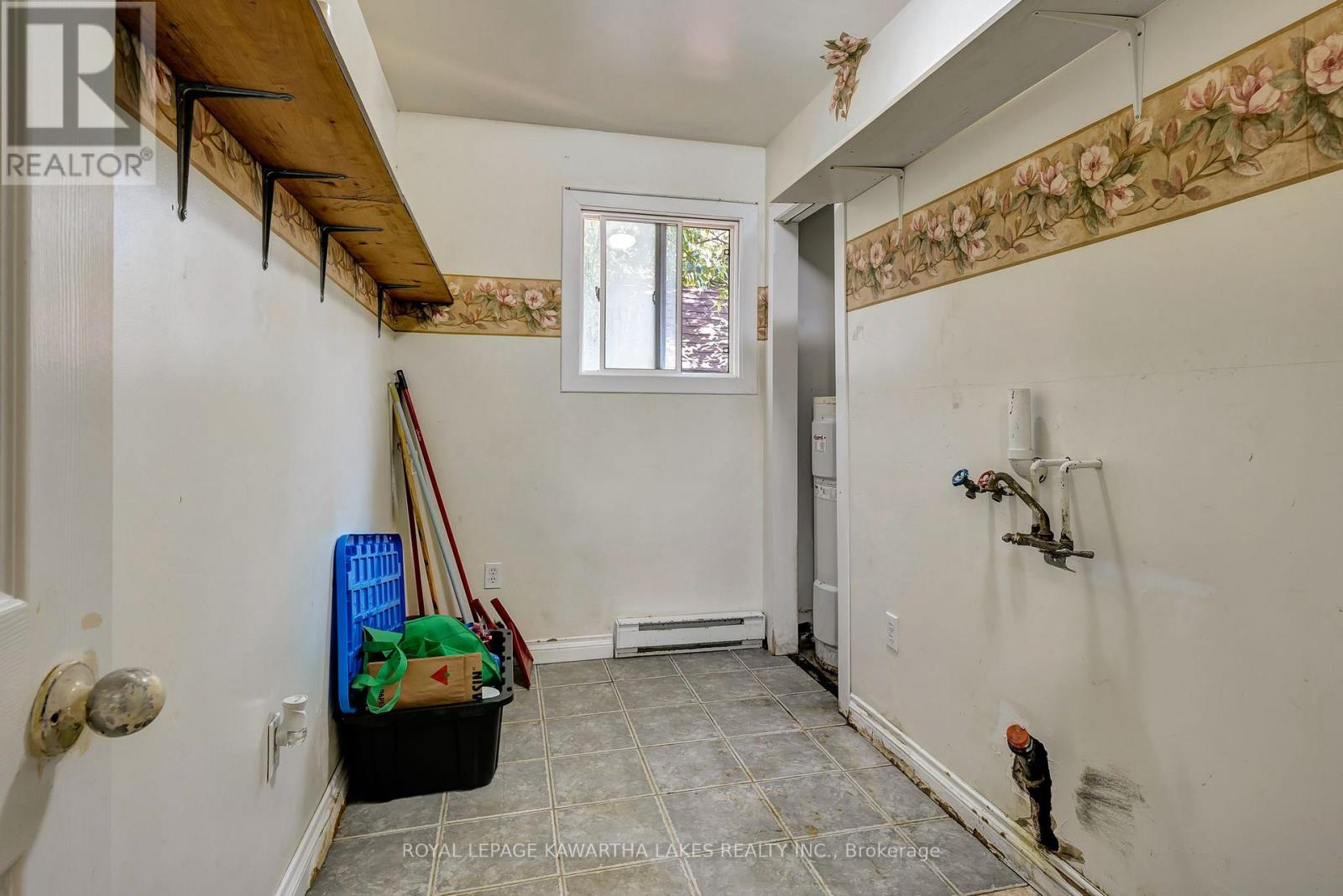 4 Bond Street E, Kawartha Lakes, Ontario  K9V 3P3 - Photo 29 - X12595422