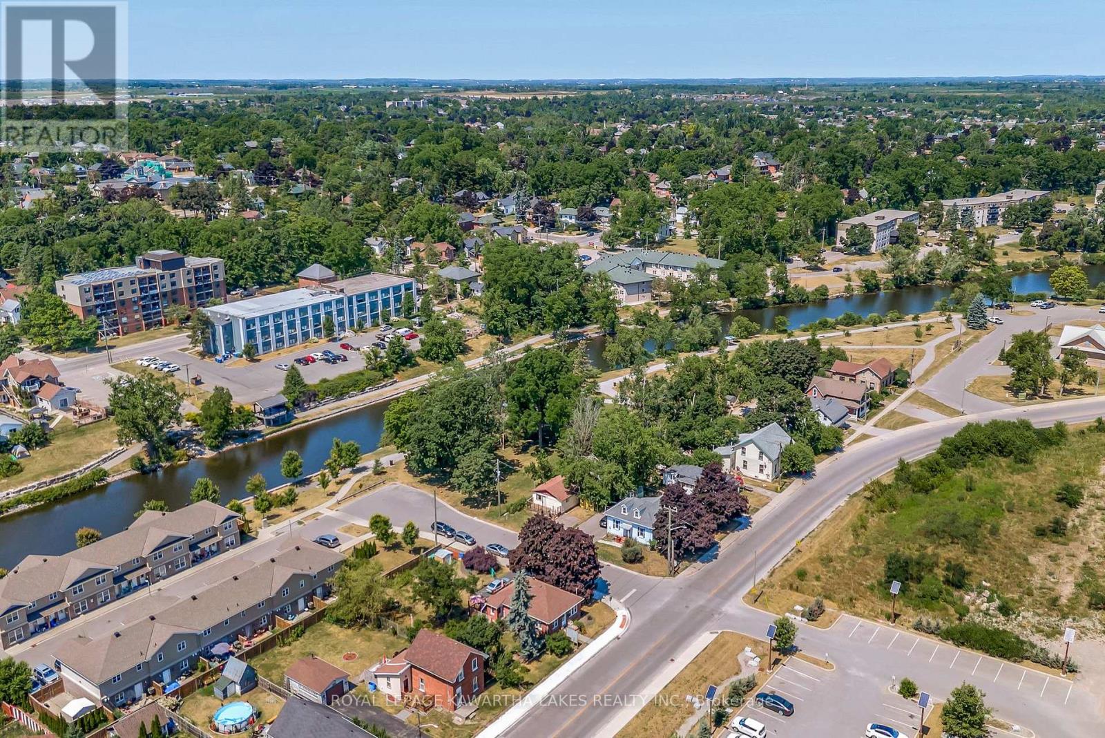 4 Bond Street E, Kawartha Lakes, Ontario  K9V 3P3 - Photo 3 - X12595422