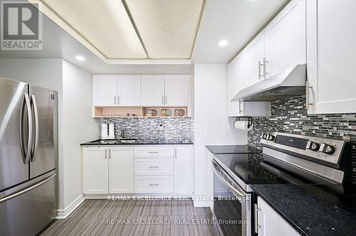 1711 - 4460 Tucana Court, Mississauga, Ontario  L5R 3K9 - Photo 5 - W12595242