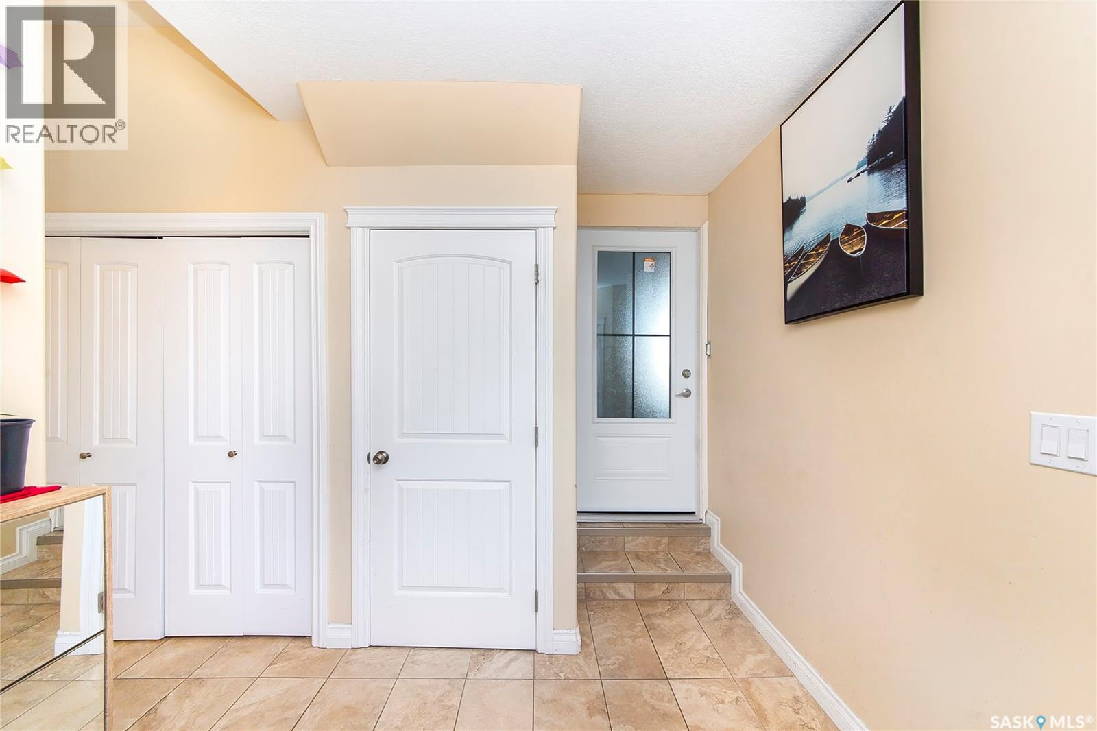 28 118 Hampton Circle, Saskatoon, Saskatchewan S7R 0C9 - Photo 8 - SK024486