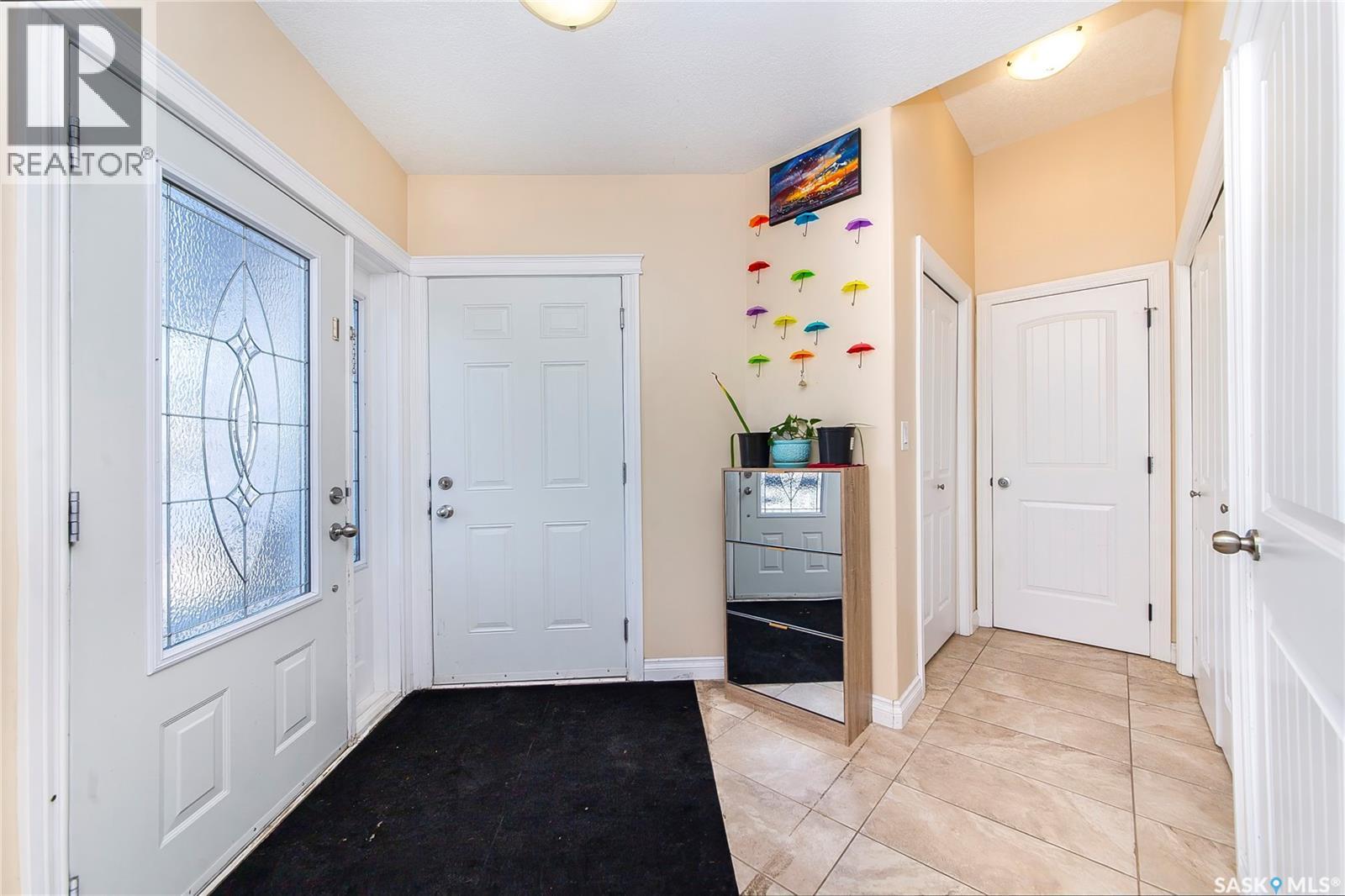 28 118 Hampton Circle, Saskatoon, Saskatchewan S7R 0C9 - Photo 7 - SK024486