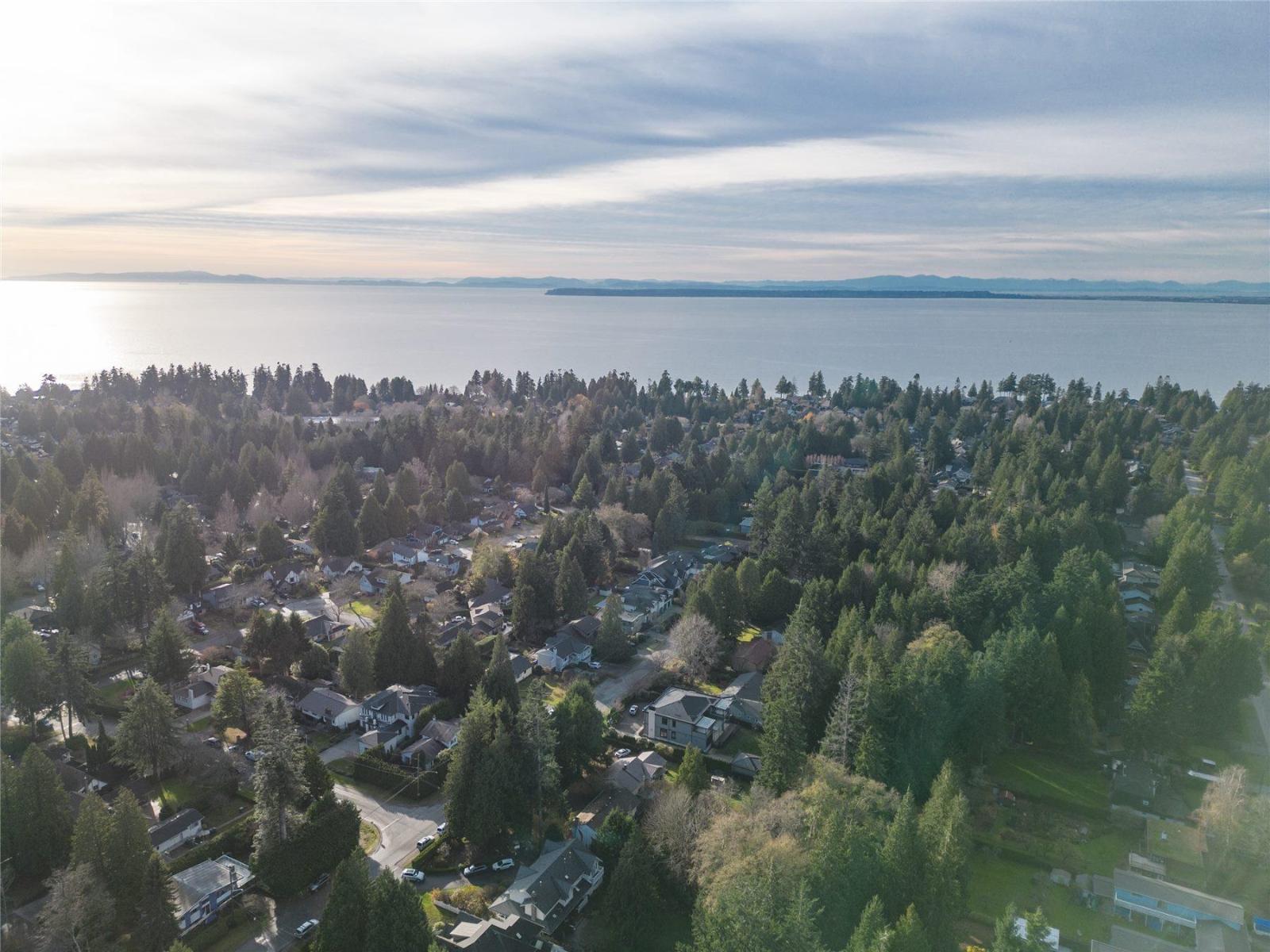 12733 22 Avenue, Surrey, British Columbia  V4A 2B9 - Photo 4 - R3071032