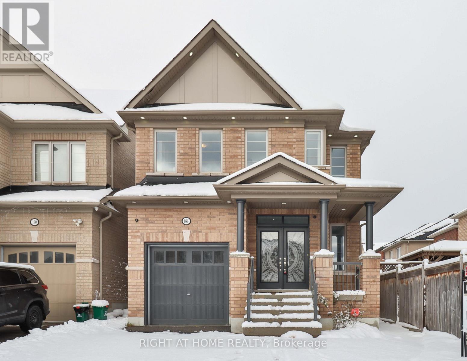 186 Cosgrove Drive, Oshawa, Ontario  L1L 0K5 - Photo 2 - E12584520