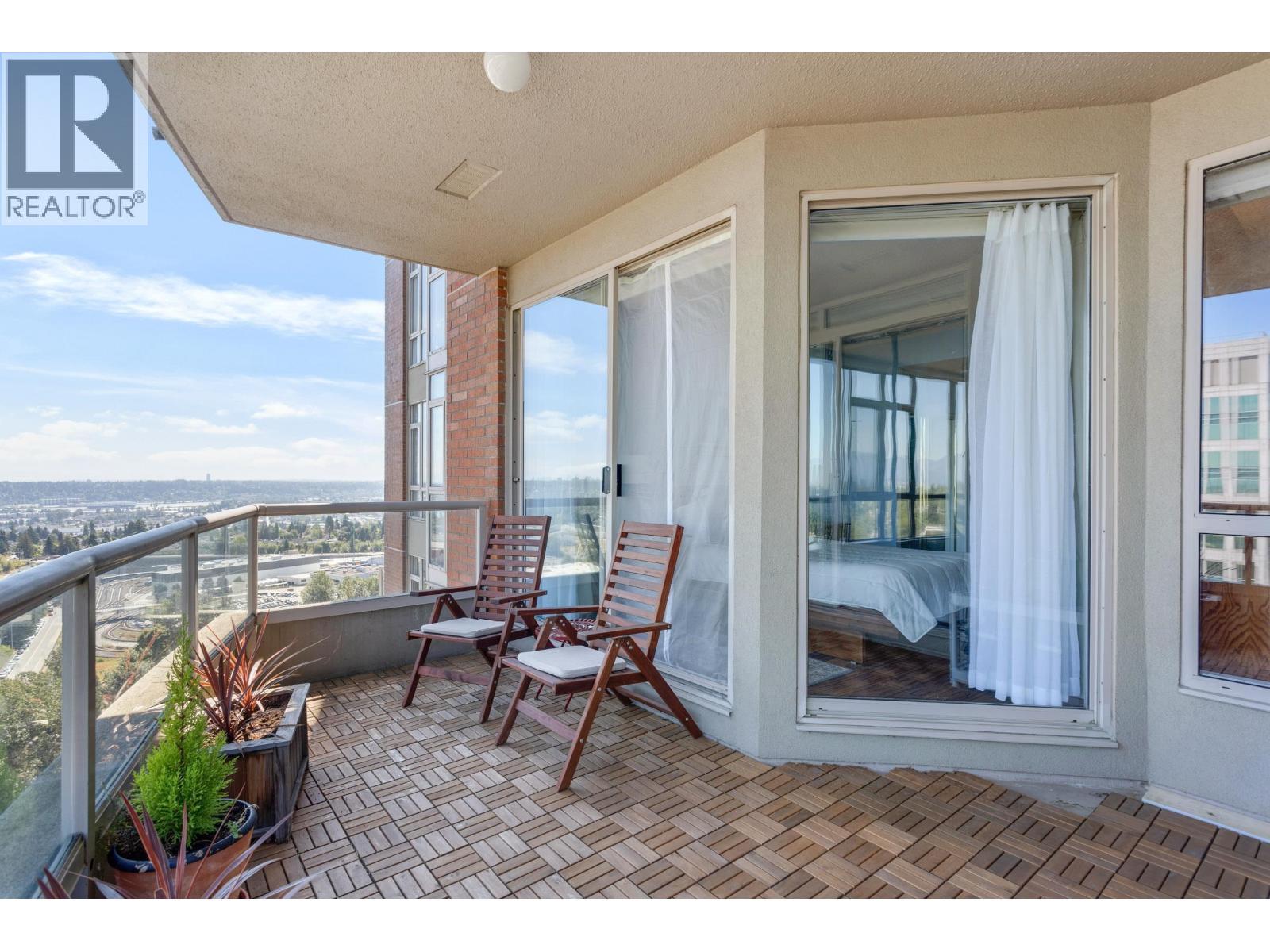 2005 6888 Station Hill Drive, Burnaby, British Columbia  V3N 4X5 - Photo 22 - R3071065